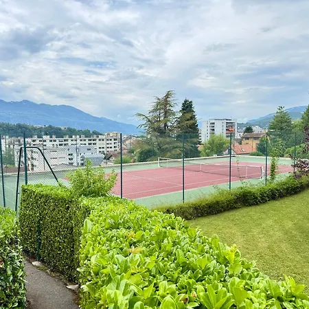 Le Montcalm - Piscine, Tennis & Parking * Aix-les-Bains