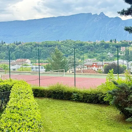 Le Montcalm - Piscine, Tennis & Parking * Aix-les-Bains